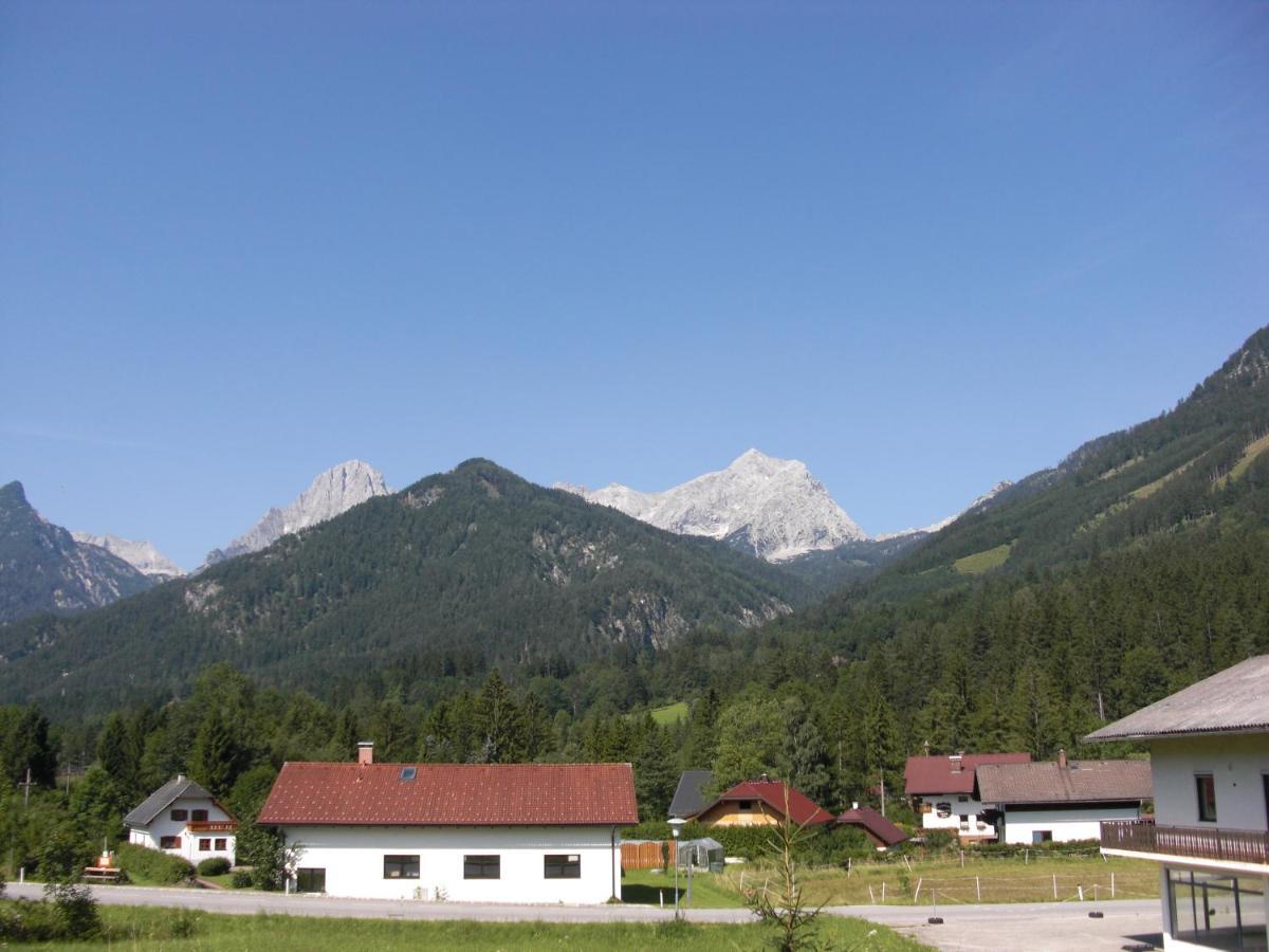 Hotel Garni Landhaus Buertlmair 茵特斯托德 外观 照片