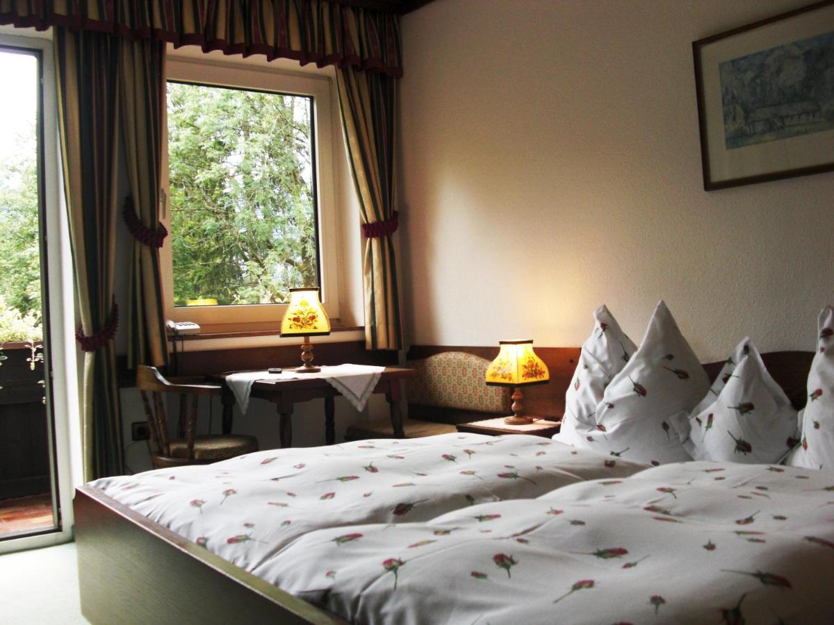 Hotel Garni Landhaus Buertlmair 茵特斯托德 外观 照片