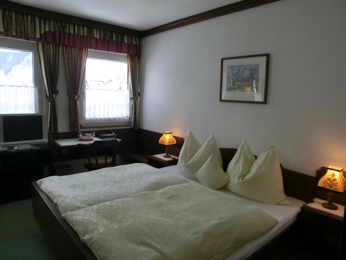 Hotel Garni Landhaus Buertlmair 茵特斯托德 外观 照片