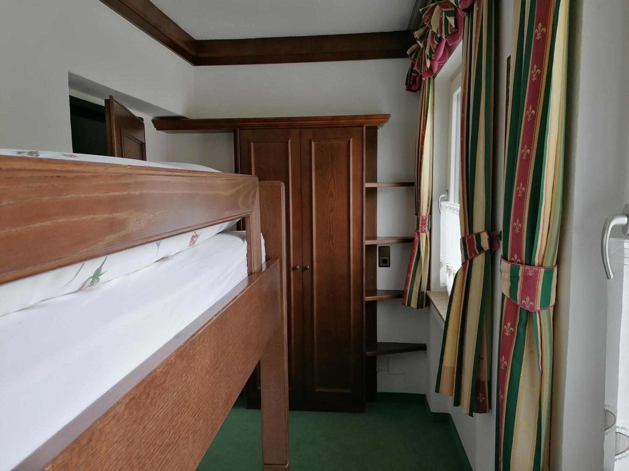 Hotel Garni Landhaus Buertlmair 茵特斯托德 外观 照片