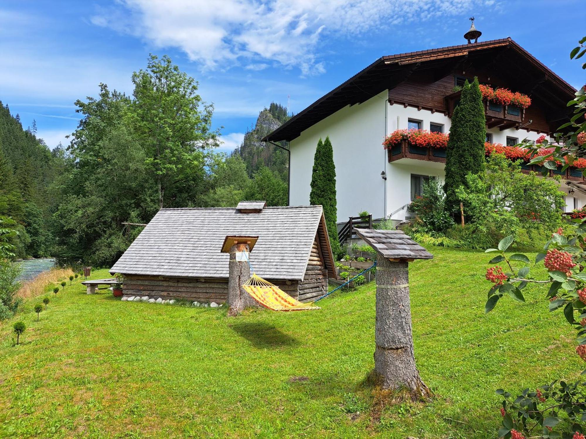 Hotel Garni Landhaus Buertlmair 茵特斯托德 外观 照片