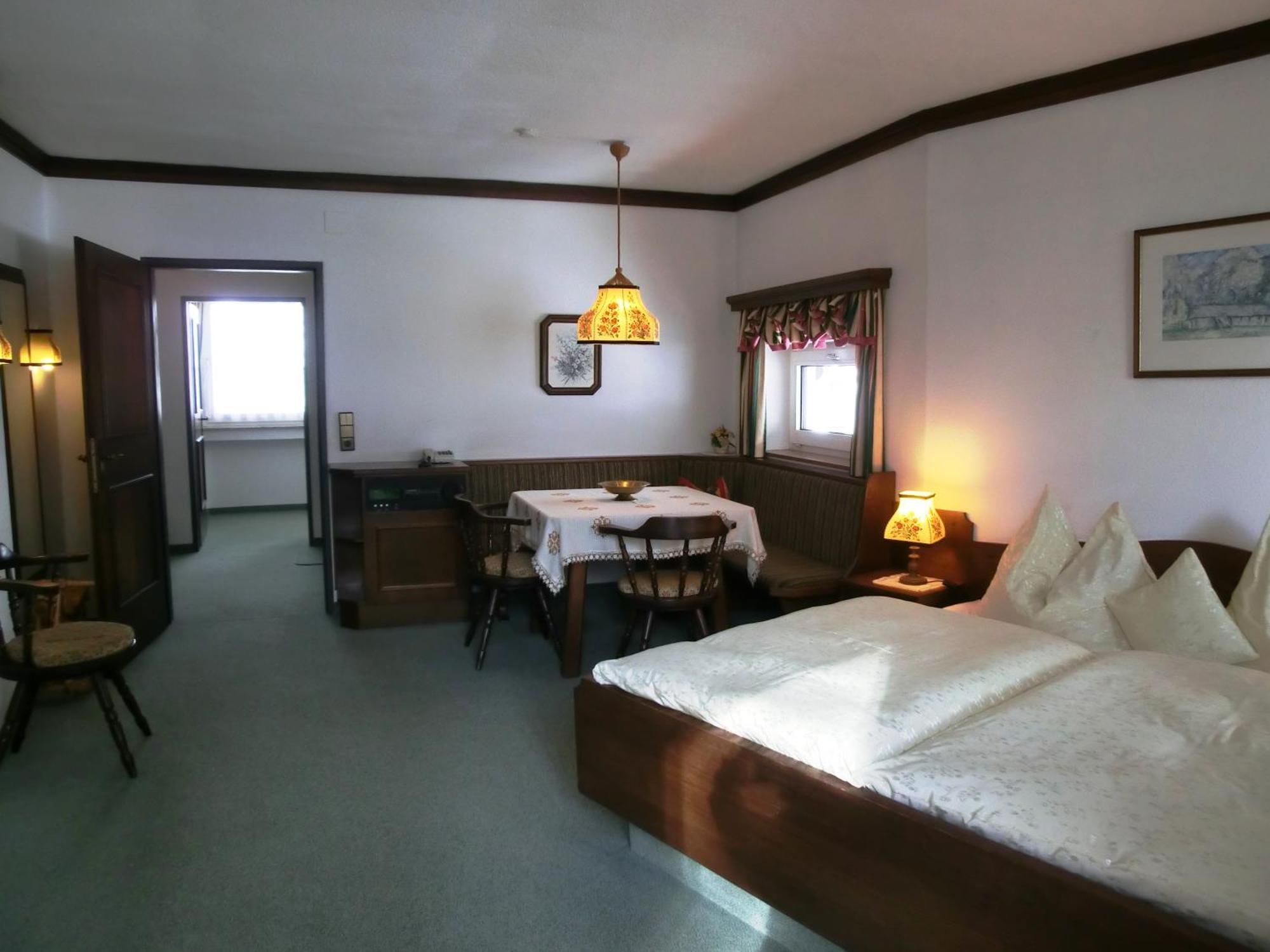 Hotel Garni Landhaus Buertlmair 茵特斯托德 客房 照片